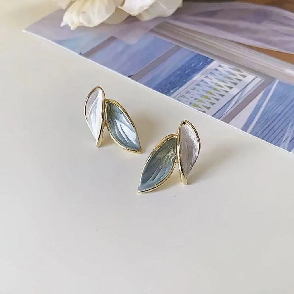 Simple Retro Blue White Leaf Earrings Retro High End Design Earrings Forest Style Fashionable Earring Light Colors Elegant Women