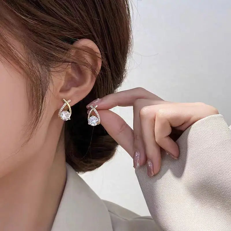 Shiny Micro-inlaid Rhinestone Earrings Ladies Fashion Delicate Geometric Cross Stud Earring Daily Life Party Ear Accessory