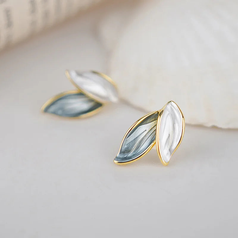 Sweet Leaf Stud Earrings For Women Fresh Blue And White Plant Ear Stud Exquisite Metal Style Earrings Elegant Jewelry Gift